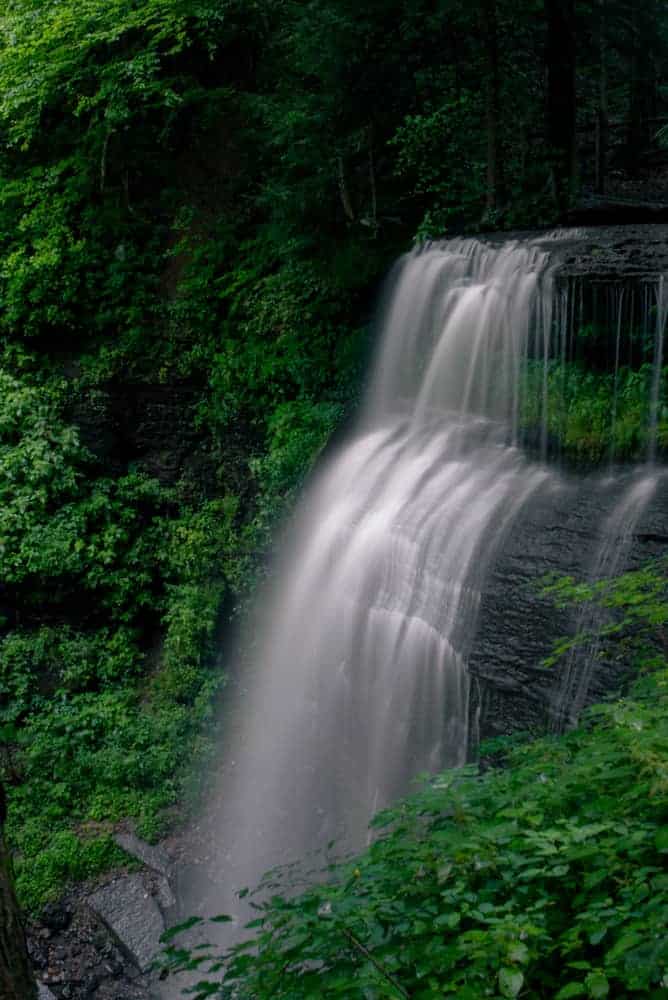 Discover the Majestic Beauty of Buttermilk Falls