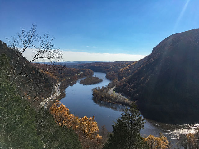 Discovering Delaware Water Gap: Hiking Trails with Breathtaking Views Discovering Delaware Water Gap: Hiking Trails with Breathtaking Views